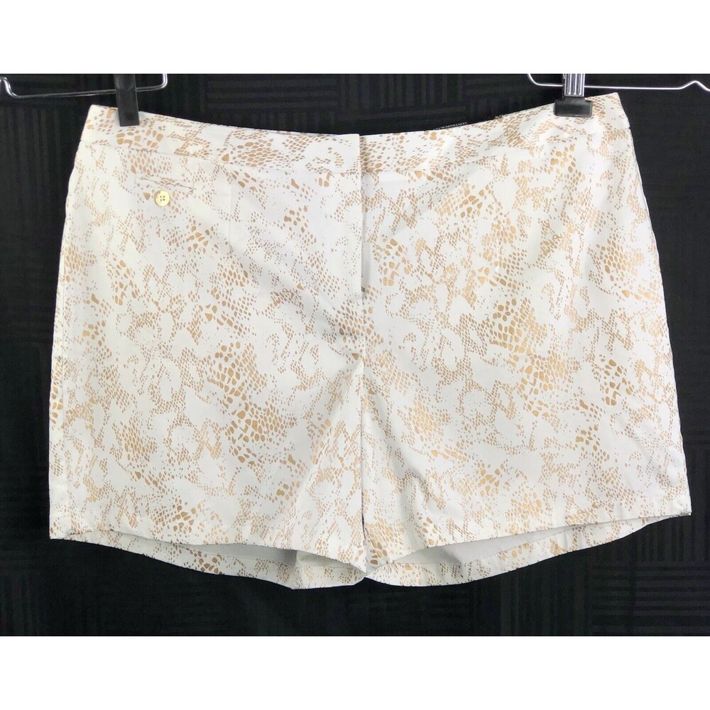 NWT Cato Womans Shorts 22W Wht/Gold Snake 42”W Stretch contemporary lower rise